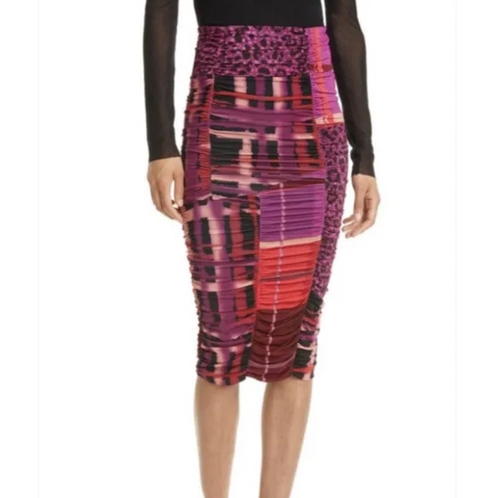 Xs Fuzzi gardenia skirt NWT